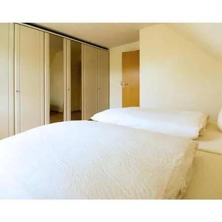 Waterkant Comfortable بيت للعطل *