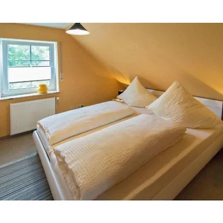 Waterkant Comfortable بيت للعطل *